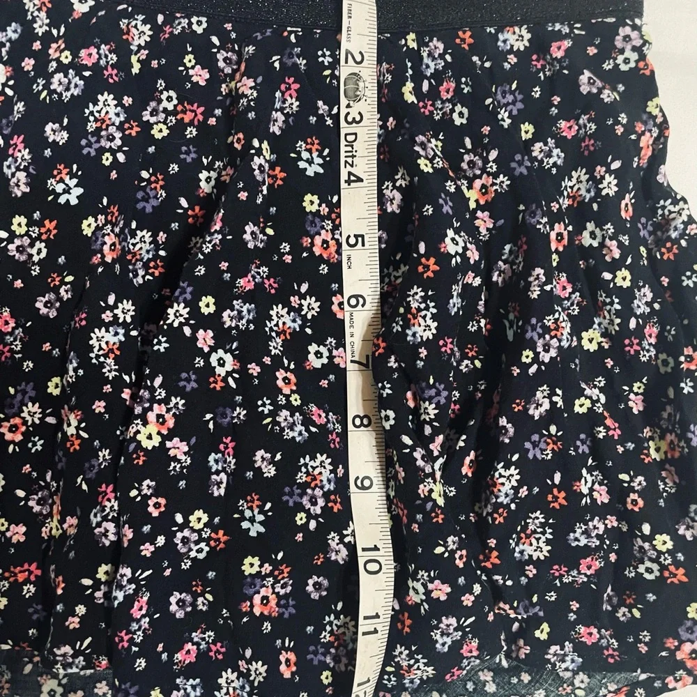 Justice Girls Skort | Color: Black Floral | Size: 14 - Picture 4 of 6